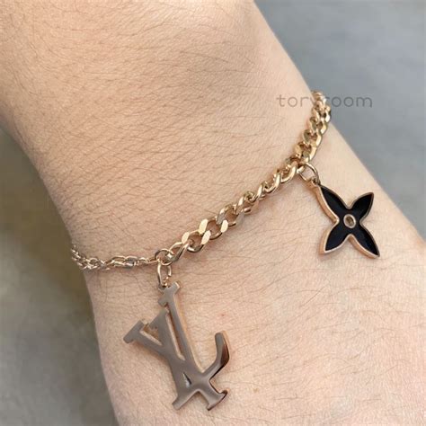 harga gelang lv